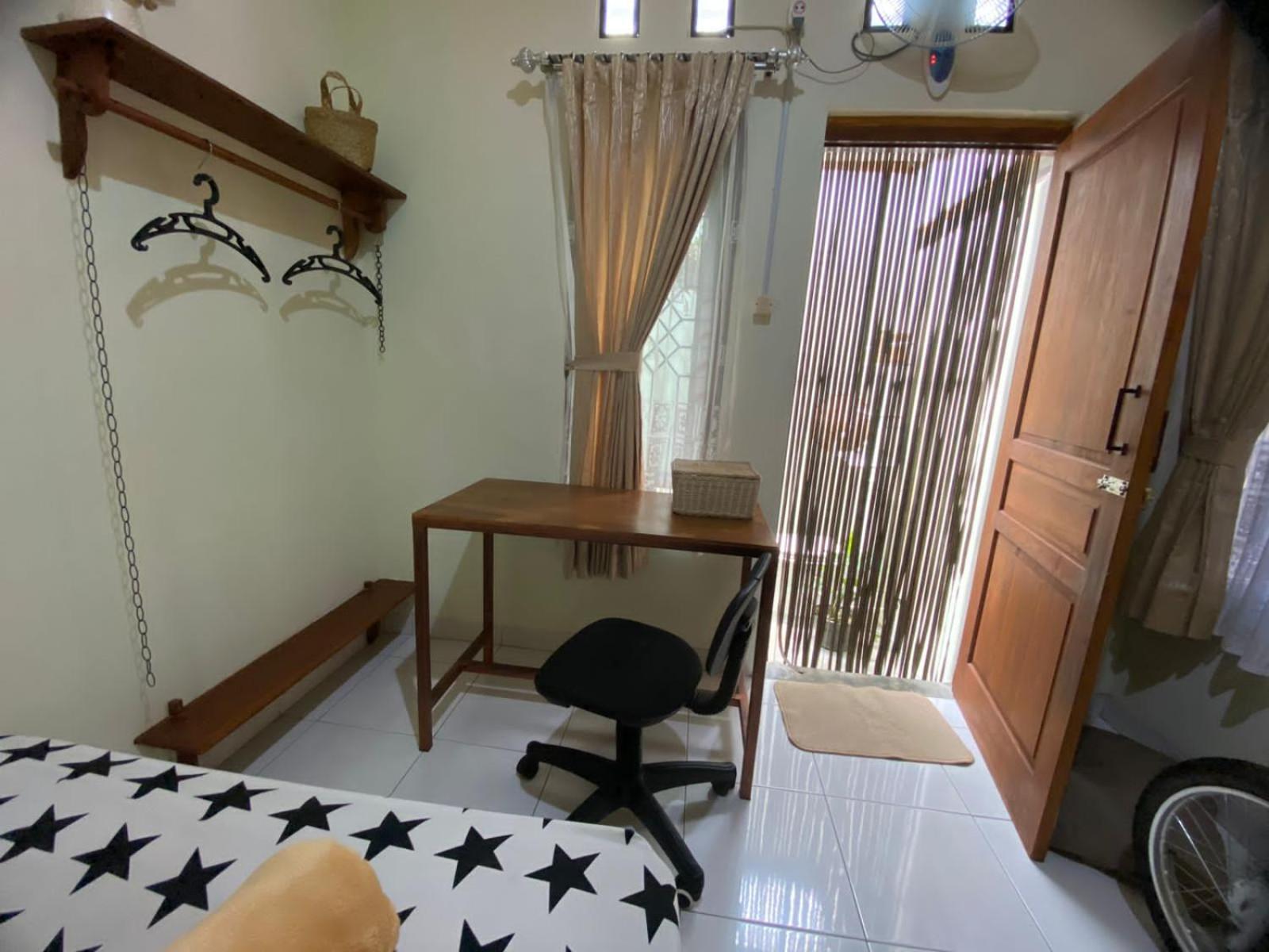 Coliving Jogja Sweet Home Kost Lengkap Di Jogjakarta Zimmer foto